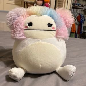 7” Zaylee Bigfoot Squishmallow BNWT (detached)